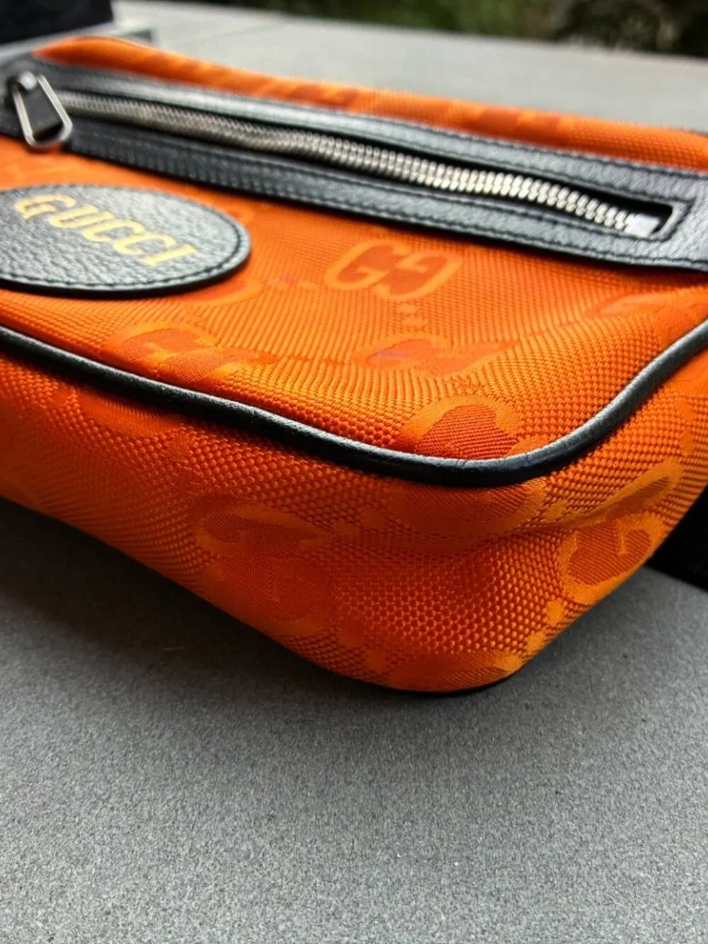 Gucci authentic off